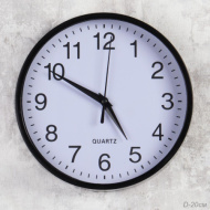 Часы настенные 20 см черные / 530C-1