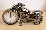 Часы "Мотоцикл" арт DZ893A