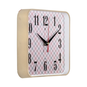 Часы 1918-106 корпус серый квадрат "Шотландия"