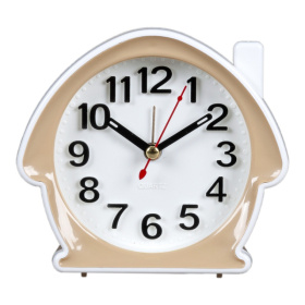 Будильник В6-011 корпус бежевый с белым "Классика"